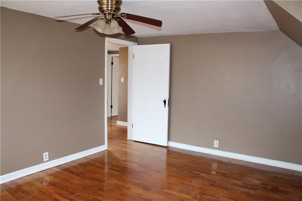 2003 S Elm Street — photo 15