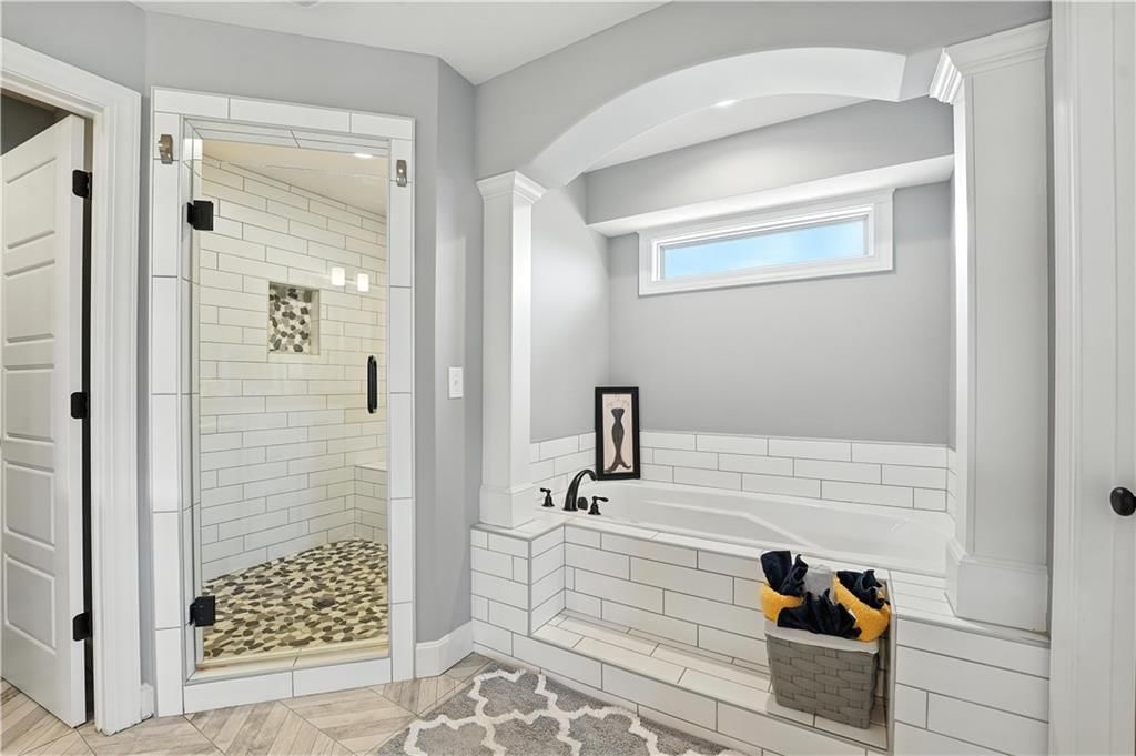 20322 W 80th Street — photo 9