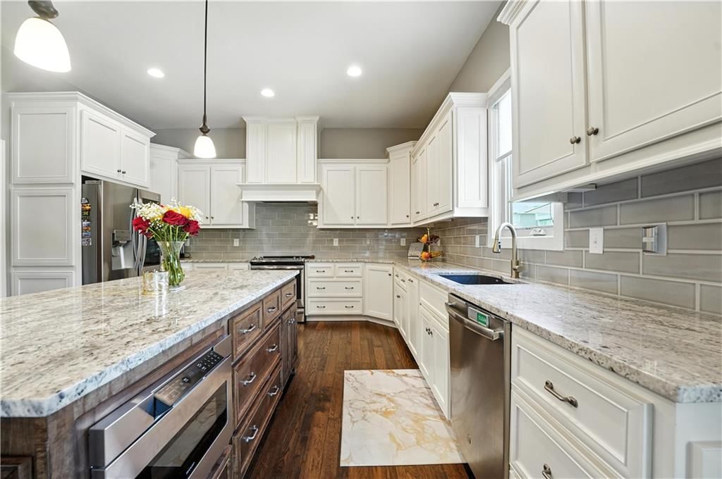 20322 W 80th Street — photo 24