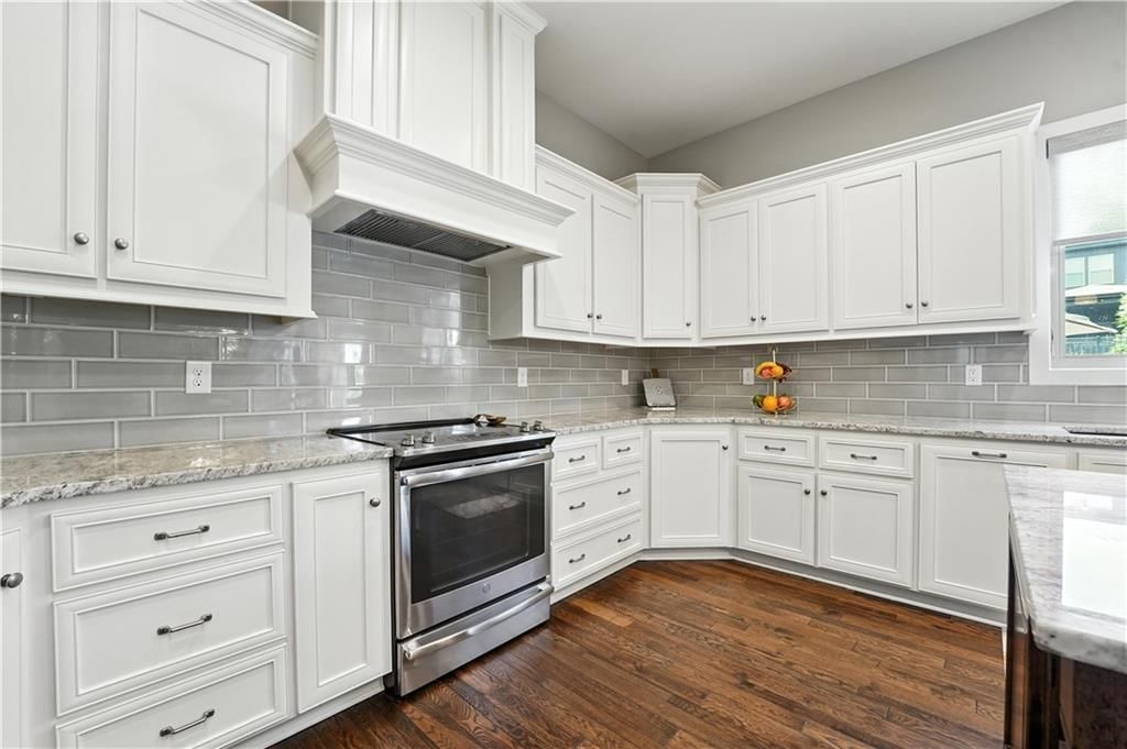 20322 W 80th Street — photo 27
