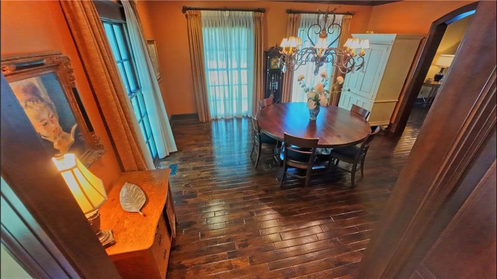 920 N Noyes Boulevard — photo 11