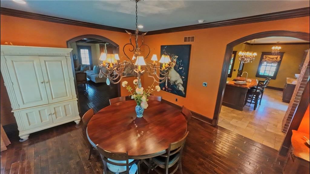 920 N Noyes Boulevard — photo 13