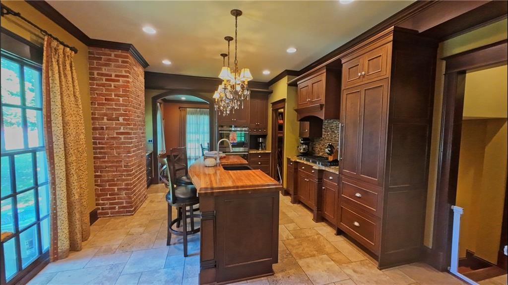 920 N Noyes Boulevard — photo 19