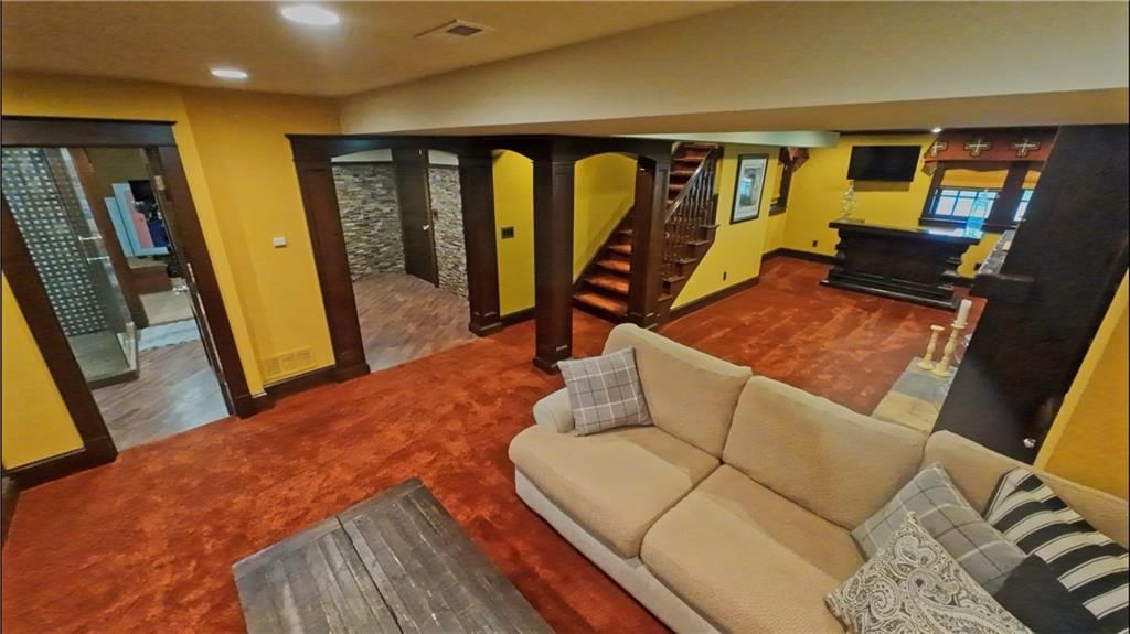 920 N Noyes Boulevard — photo 22