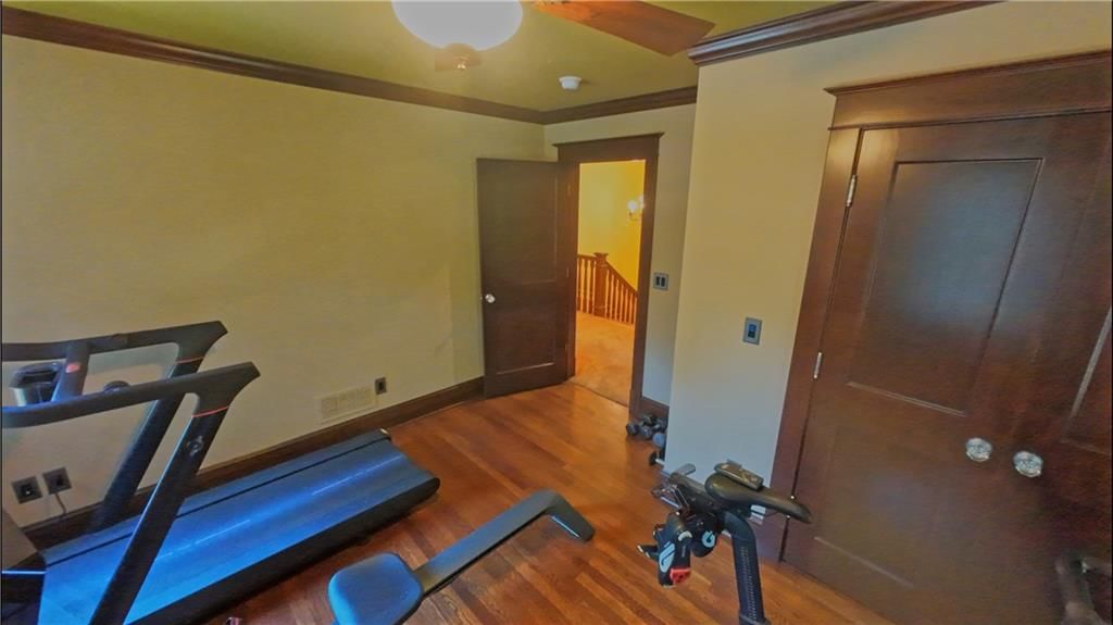 920 N Noyes Boulevard — photo 33
