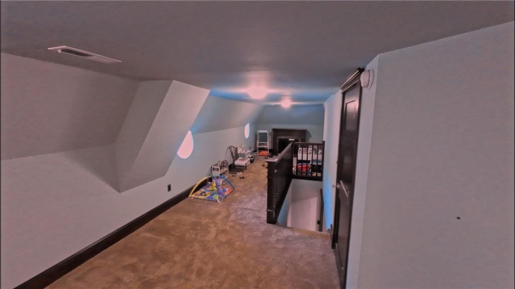 920 N Noyes Boulevard — photo 47