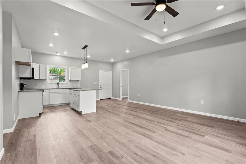 525 N Cedar Street — photo 7