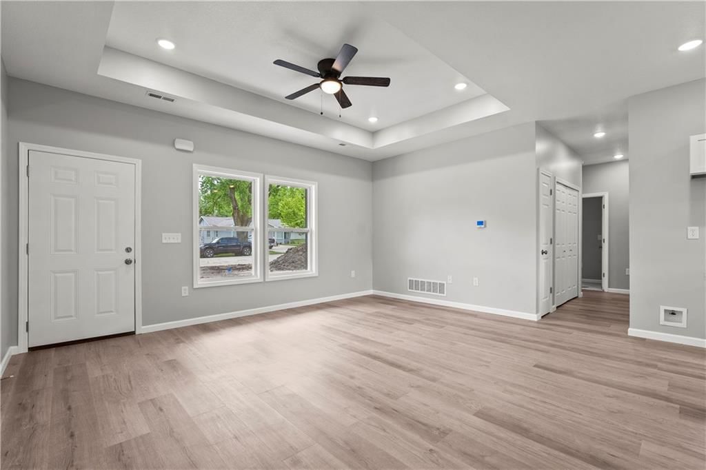 525 N Cedar Street — photo 8