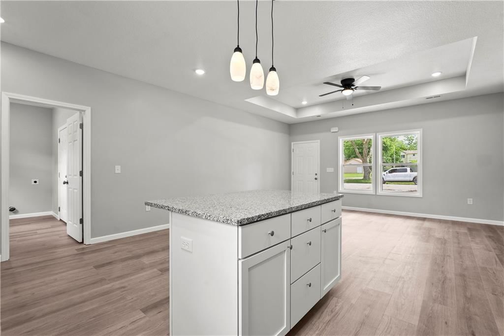 525 N Cedar Street — photo 14