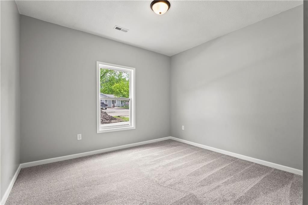 525 N Cedar Street — photo 21