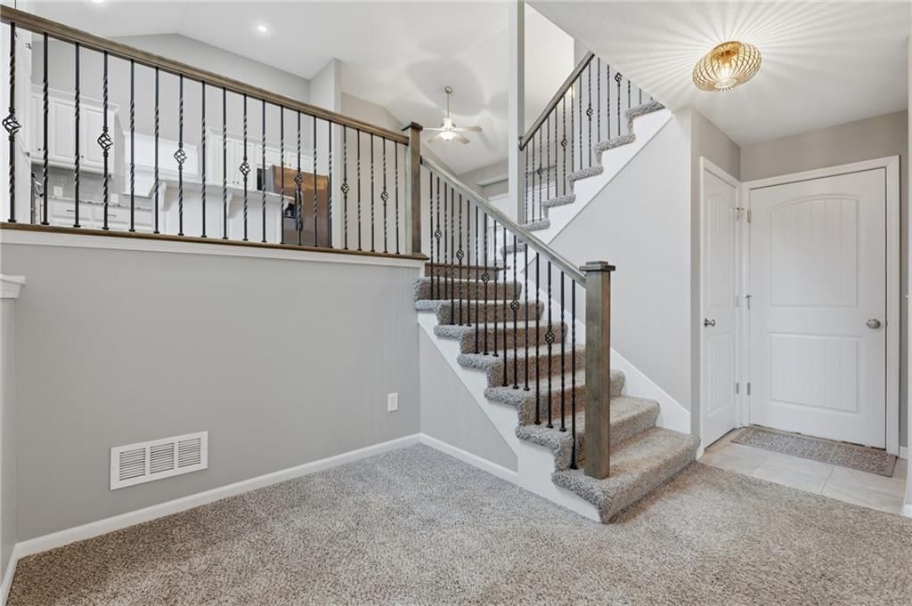 1043 E 14th Street — photo 10