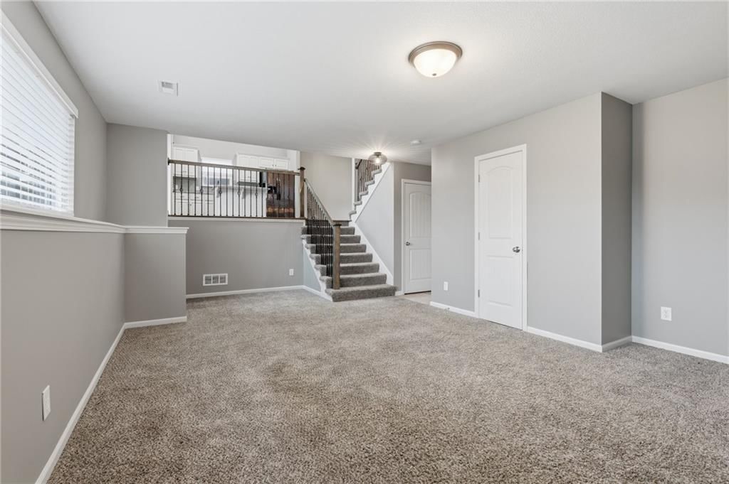 1043 E 14th Street — photo 11