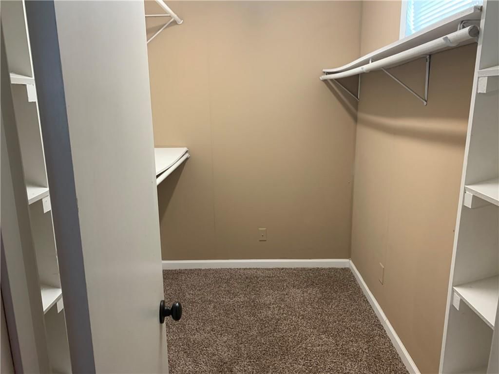 Photo 11 of 13 - 1305 NE 84TH Place