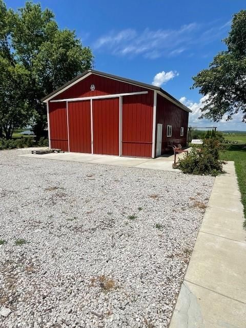 Photo 7 of 30 - 23210 Atherton Sibley Road