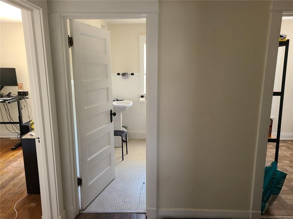 835 W 39TH Terrace, Kansas City, MO