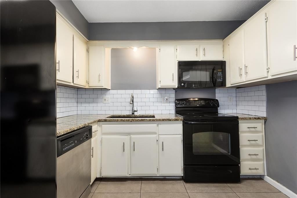 14011 Dunbar Court — photo 8