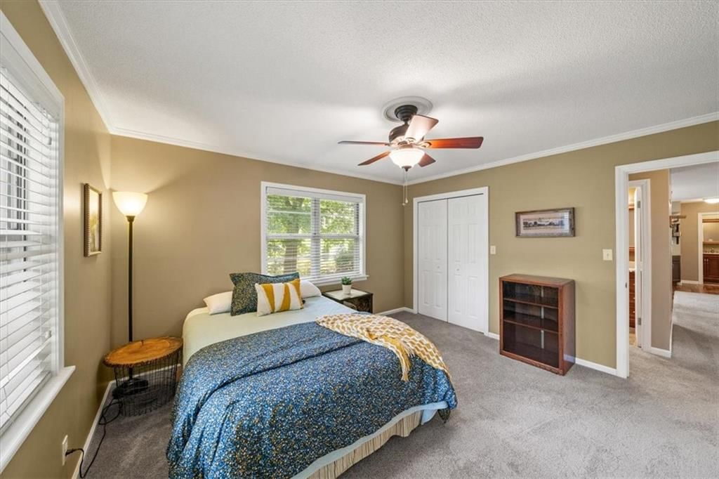 10103 W 70th Street — photo 12