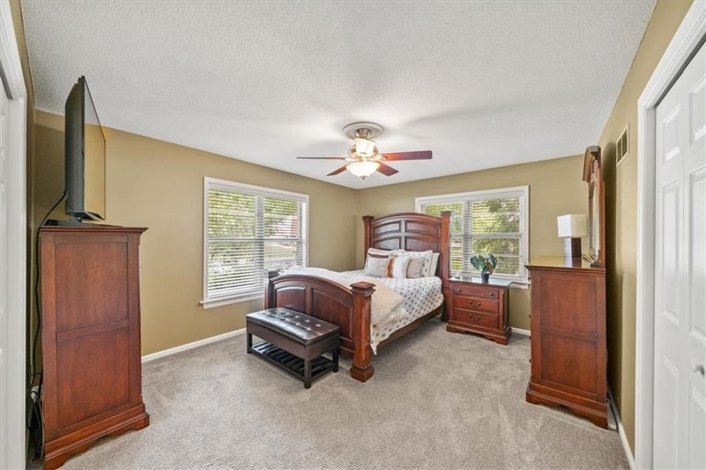 10103 W 70th Street — photo 15