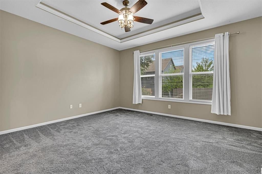 Photo 20 of 52 - 801 Englewood Drive