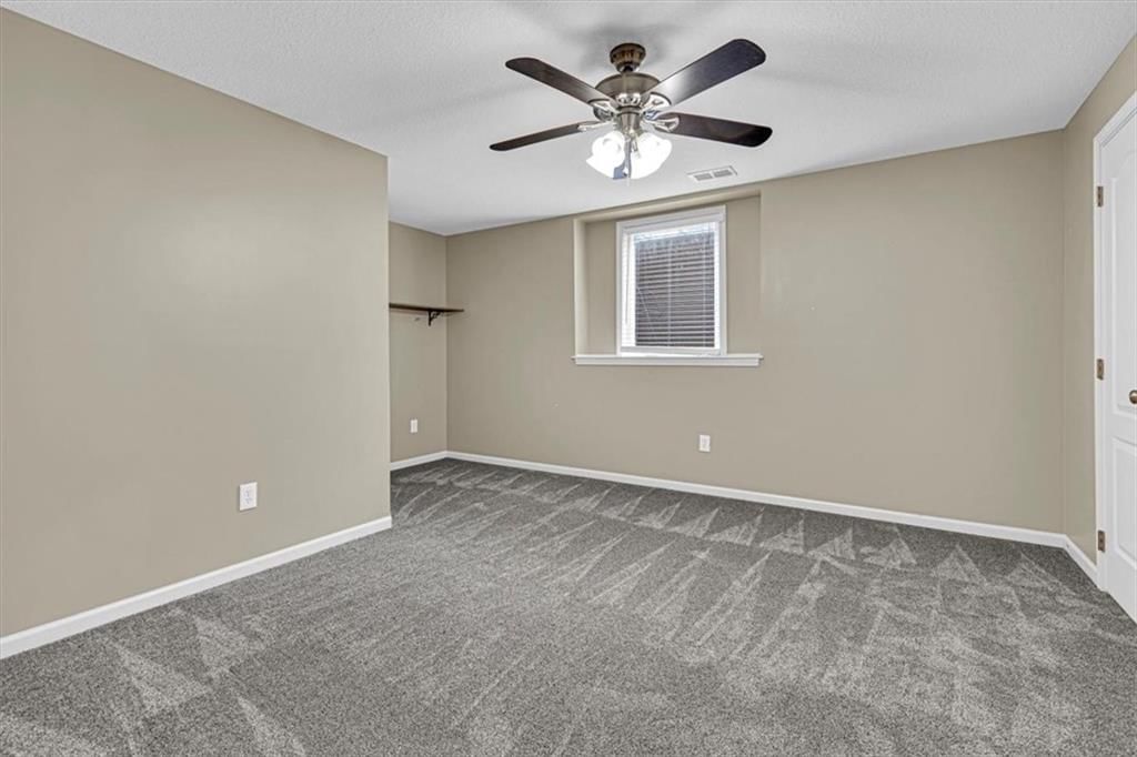 Photo 31 of 52 - 801 Englewood Drive