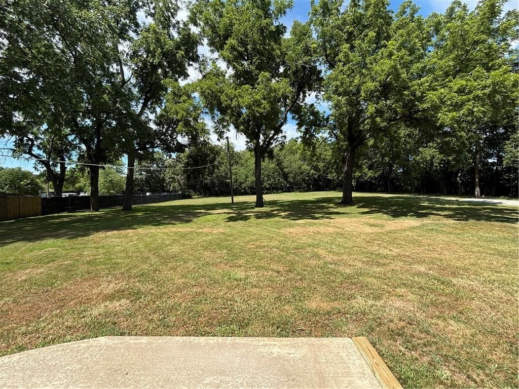 4210 DR GREAVES Road — photo 18