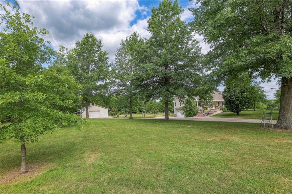 Photo 10 of 76 - 23708 S Southcrest Drive