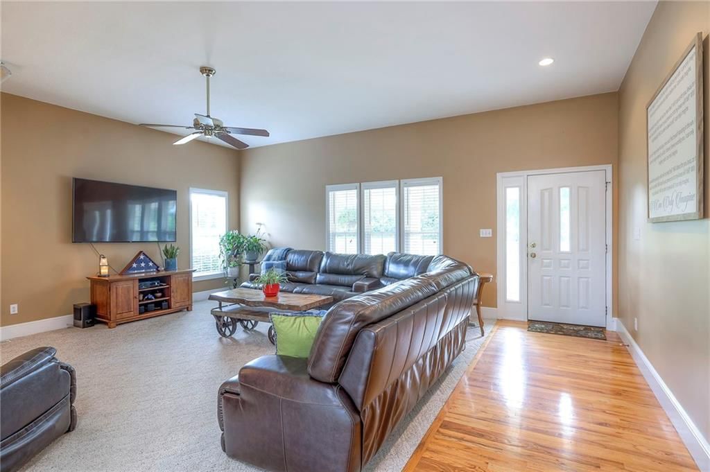 Photo 12 of 76 - 23708 S Southcrest Drive