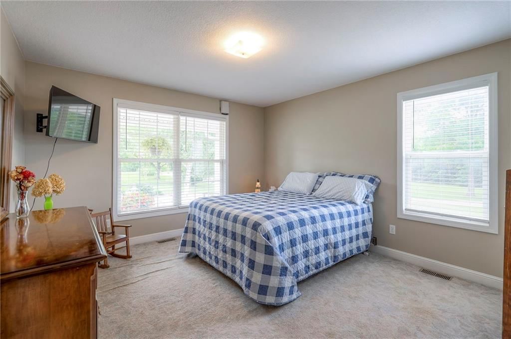 Photo 26 of 76 - 23708 S Southcrest Drive