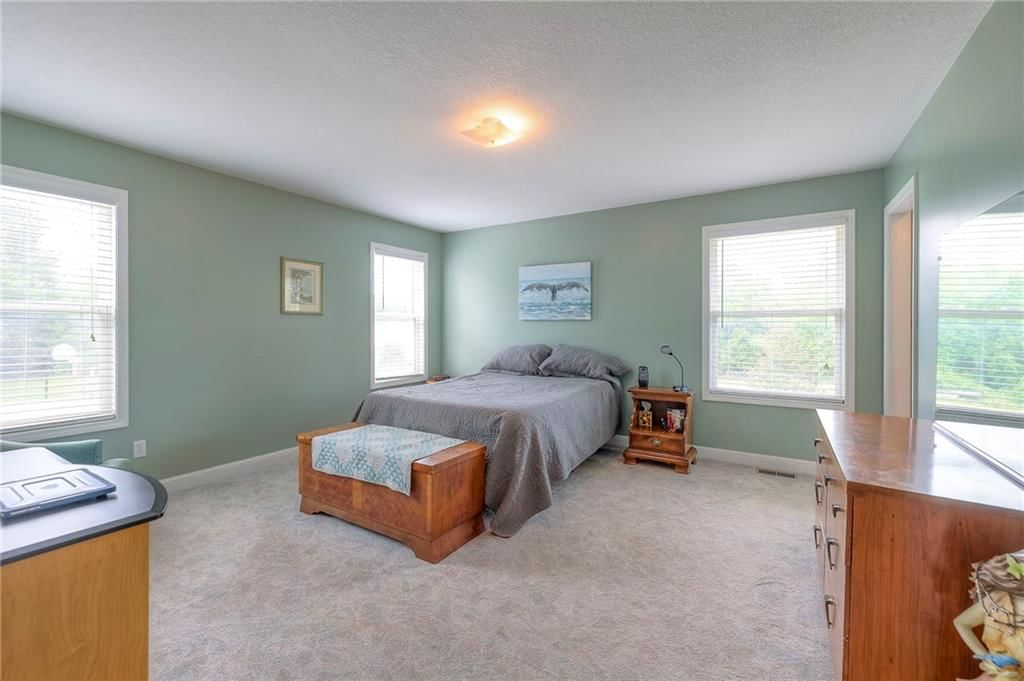 Photo 27 of 76 - 23708 S Southcrest Drive