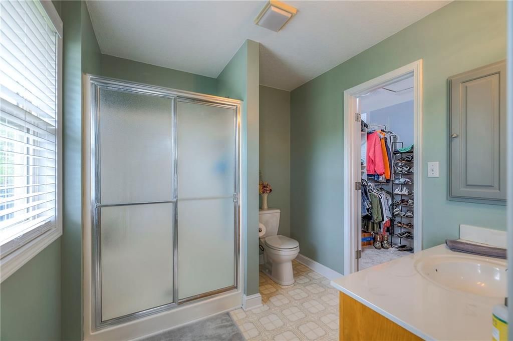 Photo 30 of 76 - 23708 S Southcrest Drive