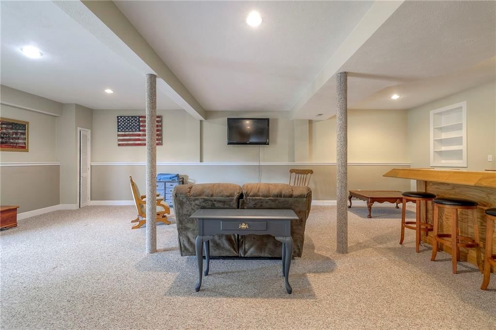 Photo 35 of 76 - 23708 S Southcrest Drive