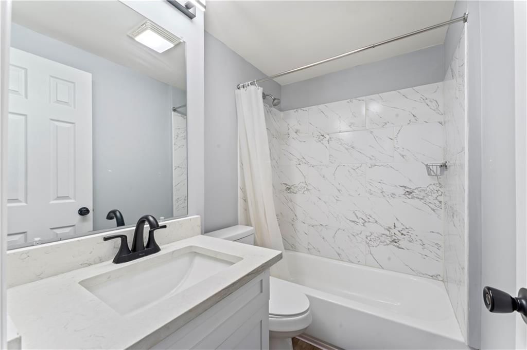 Photo 6 of 35 - 5510 Lafayette Avenue