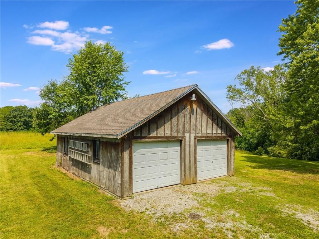 Photo 6 of 46 - 5122 NW Starfield Road