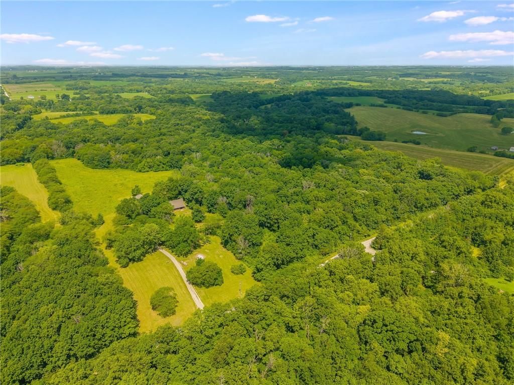 Photo 9 of 46 - 5122 NW Starfield Road
