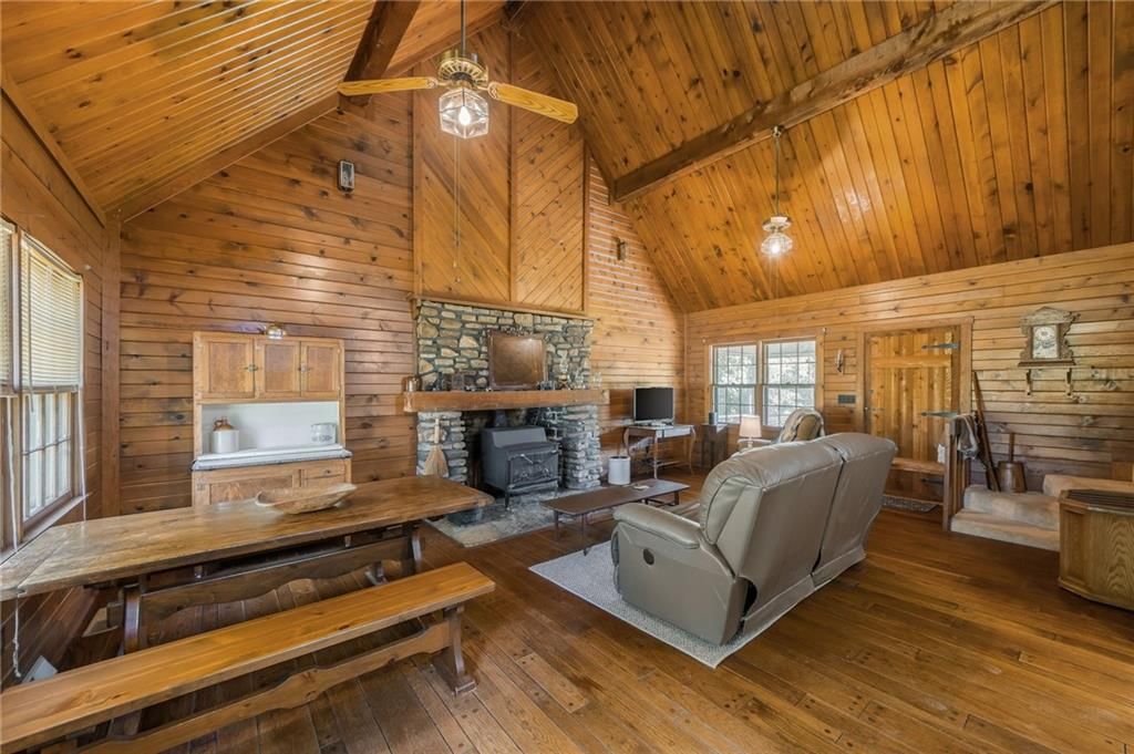 Photo 23 of 46 - 5122 NW Starfield Road