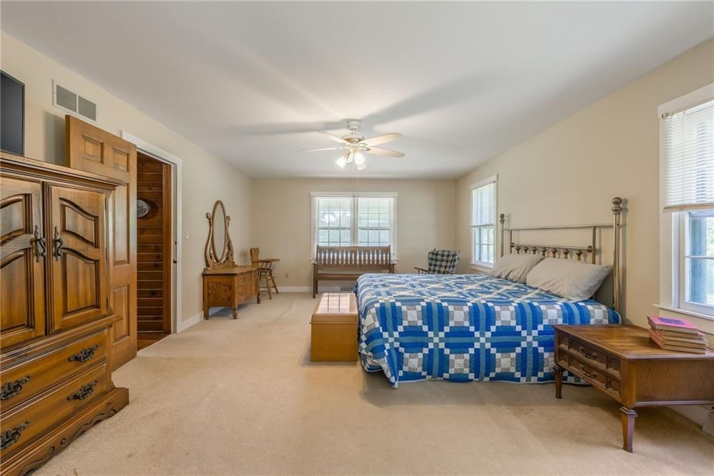 Photo 36 of 46 - 5122 NW Starfield Road
