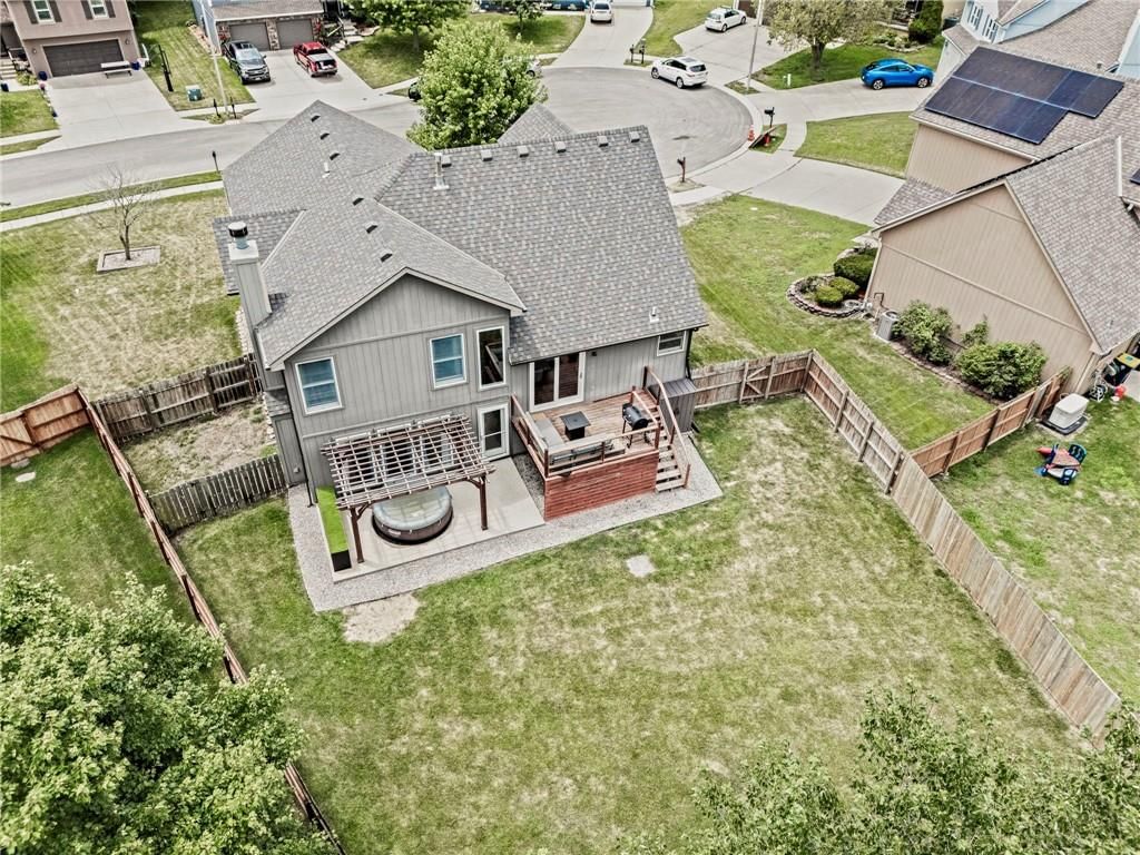 7549 N Tullis Avenue — photo 49