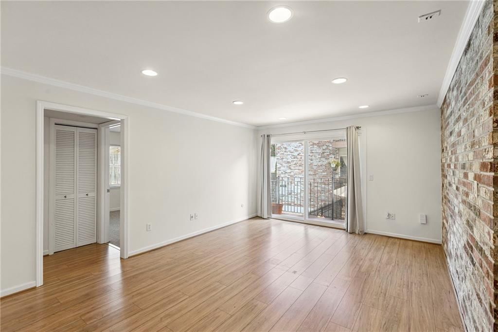 5006 Baltimore Avenue — photo 9