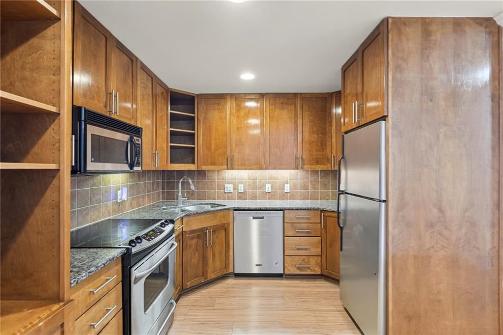 5006 Baltimore Avenue — photo 15