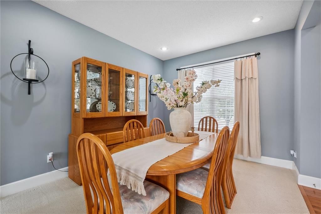 Photo 10 of 42 - 435 W Colleen Court