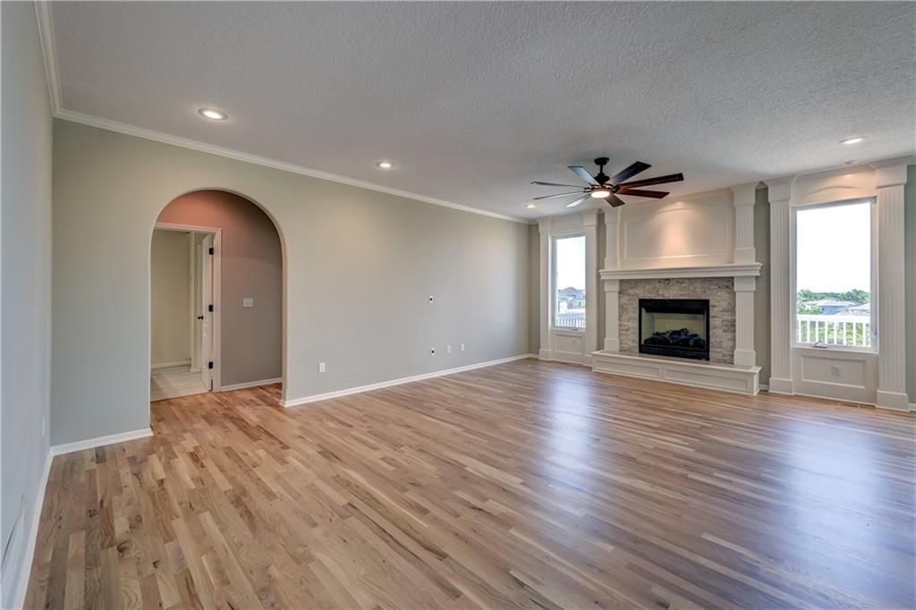 24108 W 67th Terrace — photo 3