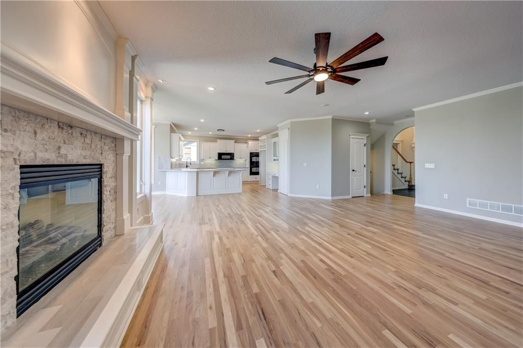 24108 W 67th Terrace — photo 9