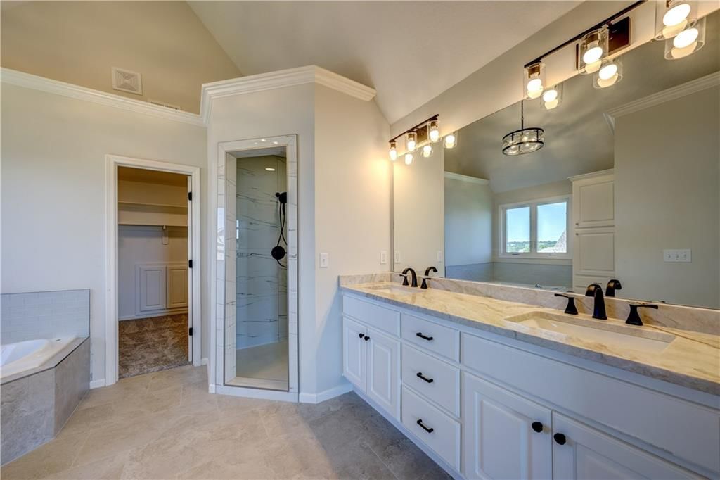 24108 W 67th Terrace — photo 12