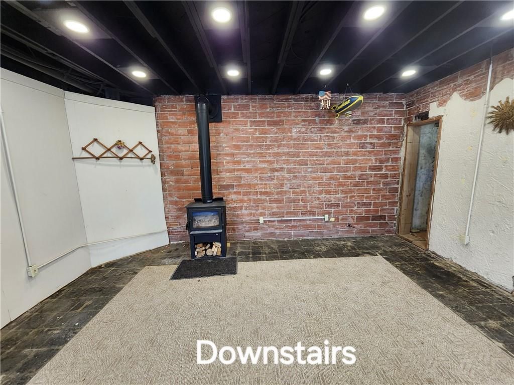114 E Saint John Street — photo 22