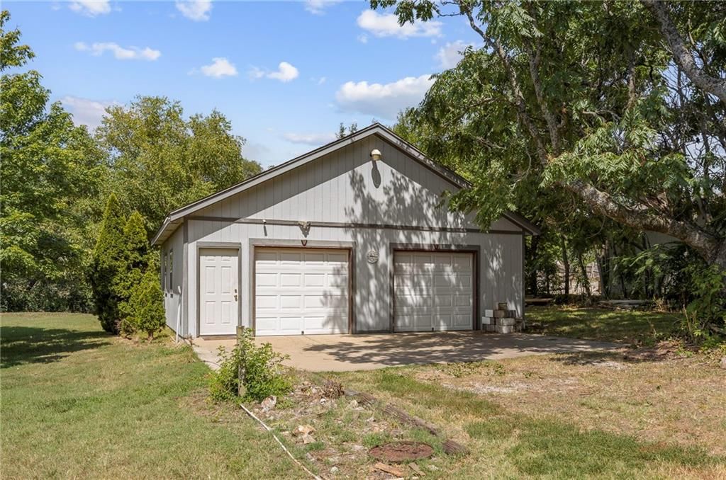 11840 S Woodland Street — photo 30
