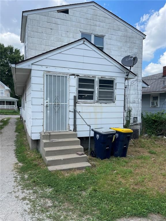 5229 E 8th Street — photo 25