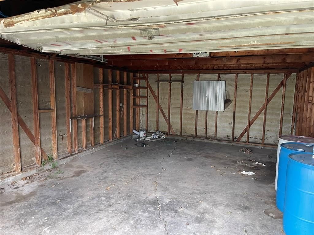5229 E 8th Street — photo 27