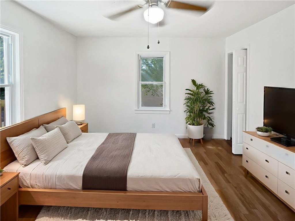 4958 N Lister Avenue — photo 4