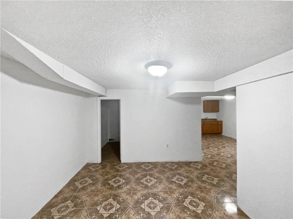 4958 N Lister Avenue — photo 13