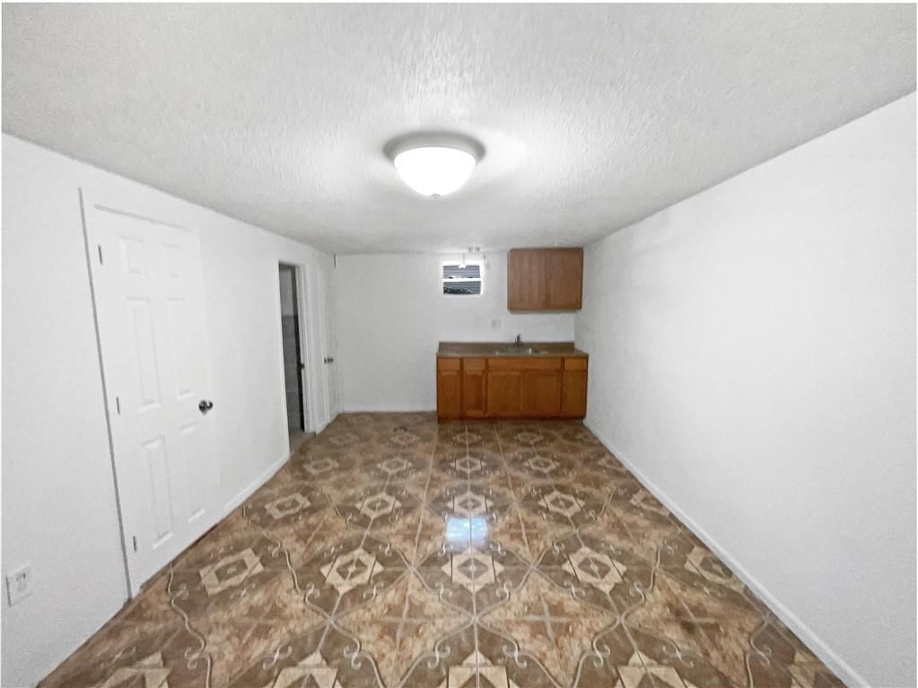 4958 N Lister Avenue — photo 18